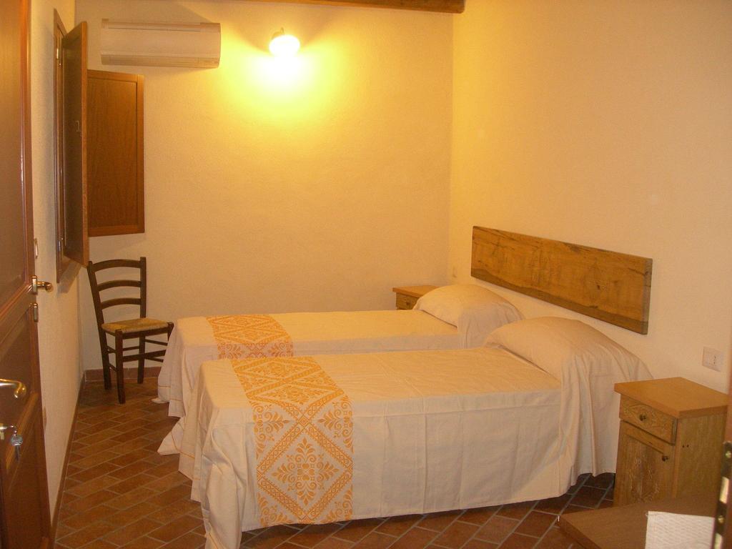 Agriturismo Battaglia Villamassargia 部屋 写真