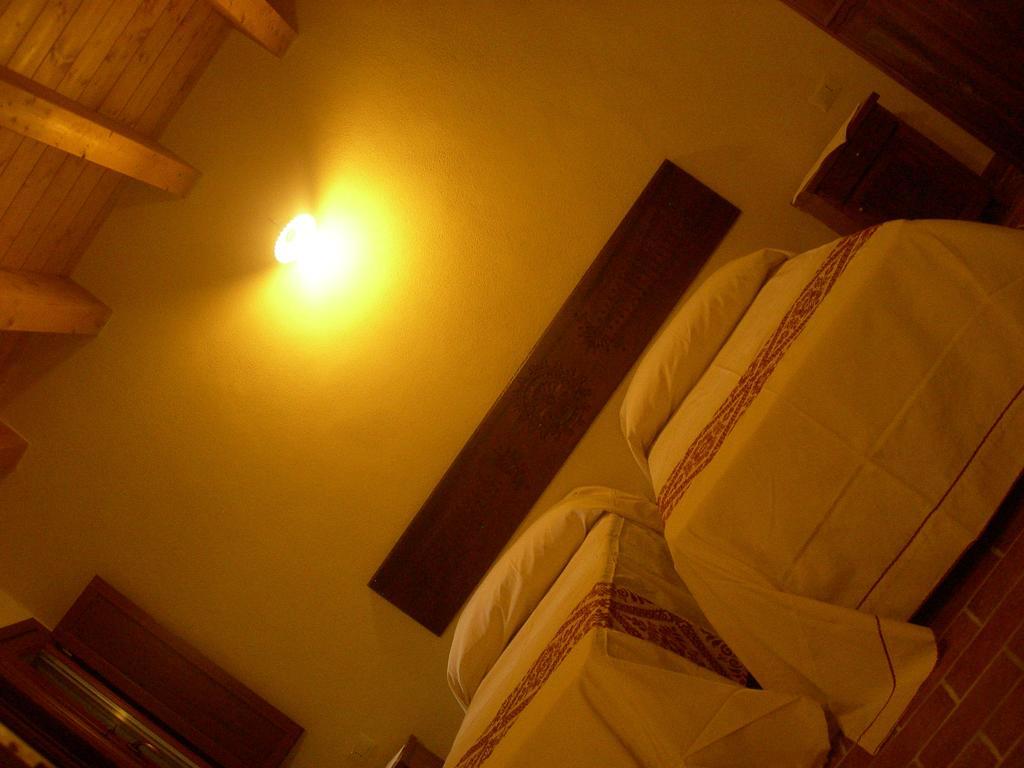 Agriturismo Battaglia Villamassargia 部屋 写真